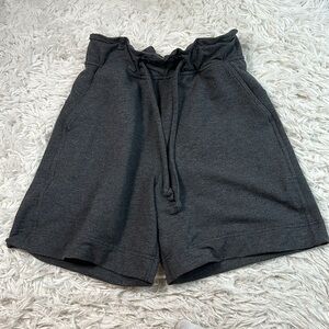 Lululemon Hello Sunday Short Heathered Mod Black